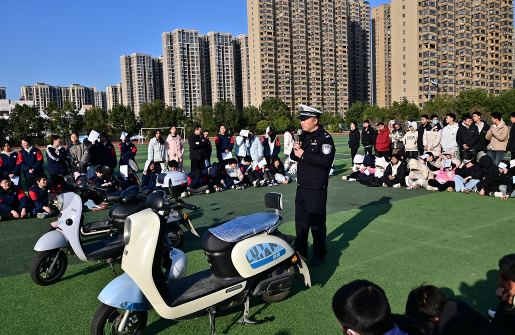 江西武寧：“期末課堂”助力學(xué)生寒假出行安全