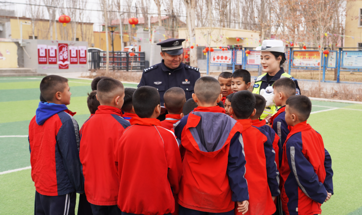 上好“開學法治第一課” 筑牢校園平安守護網(wǎng)